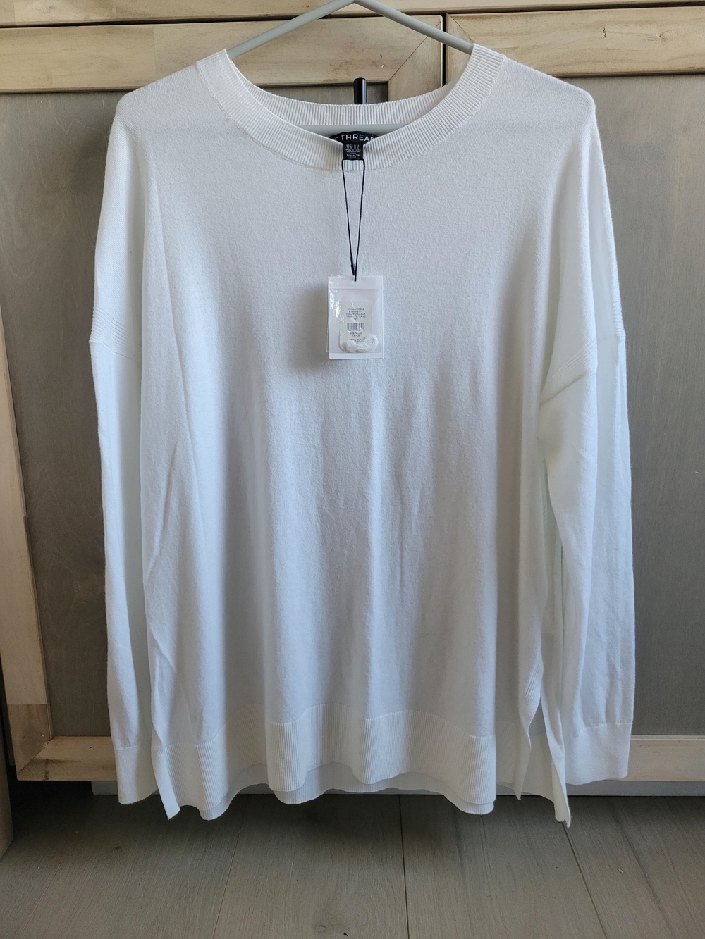 Thread & Supply Women's Crew Neck Sweater in White